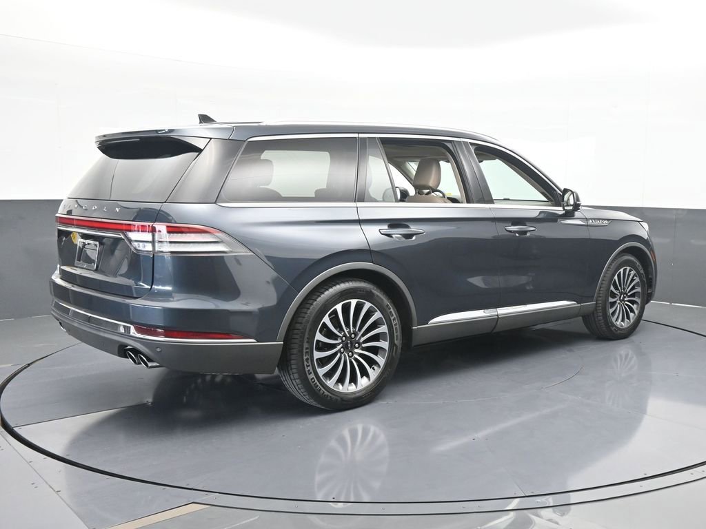 Used 2022 Lincoln Aviator Reserve w/ Elements Package Plus image 6