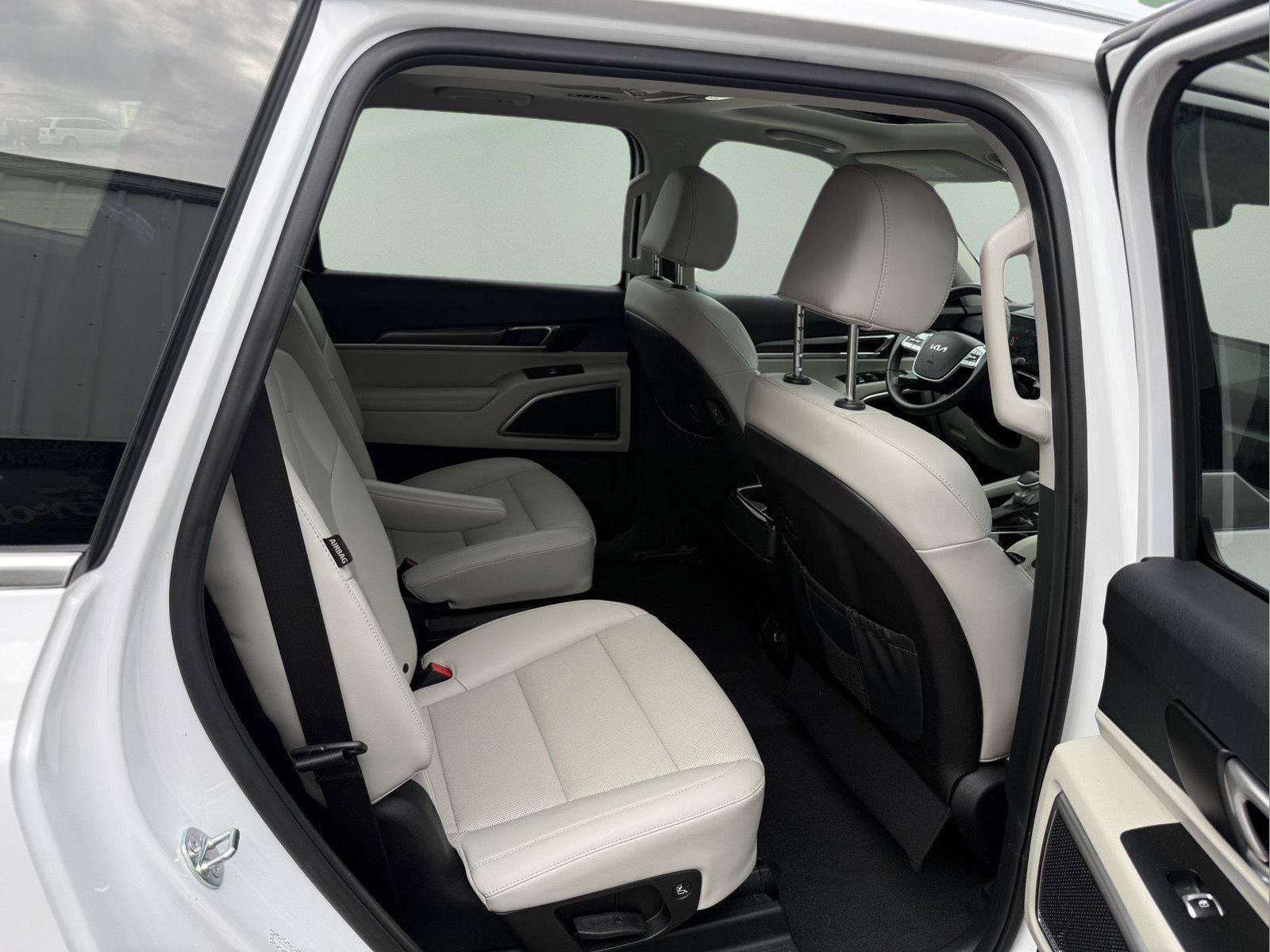 Used 2025 Kia Telluride S FWD image 20