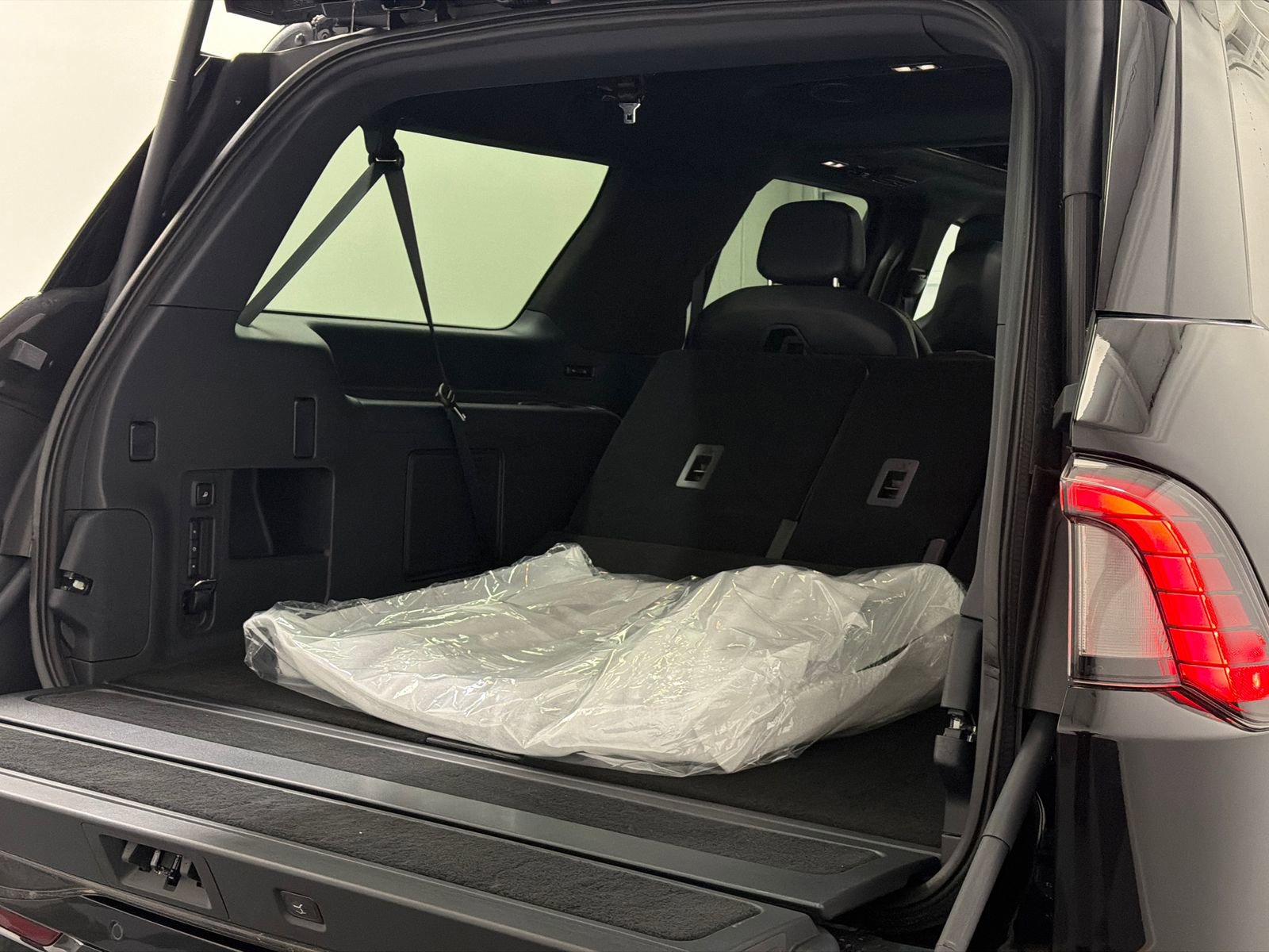 New 2026 Lincoln Navigator L Black Label image 8