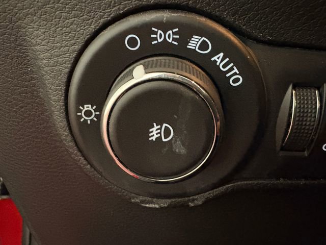 Used 2022 Jeep Compass Limited image 17