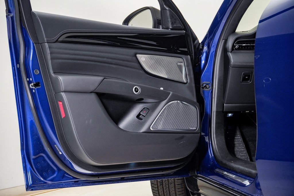 Certified 2025 Maserati Grecale Folgore image 25