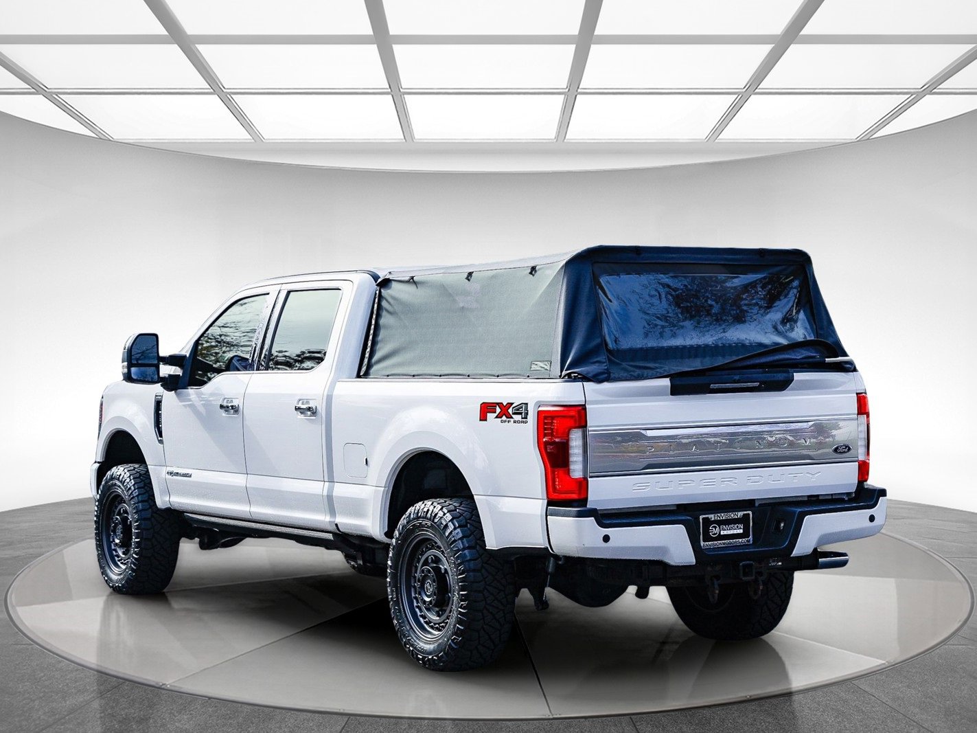 Used 2019 Ford F350 Platinum w/ Platinum Ultimate Package image 2