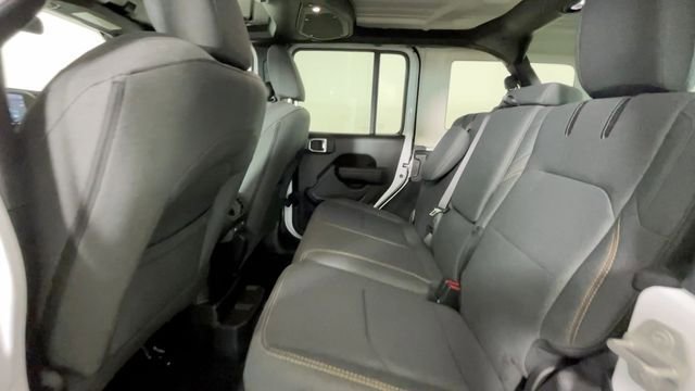 Used 2024 Jeep Wrangler Unlimited AWD/4WD image 17