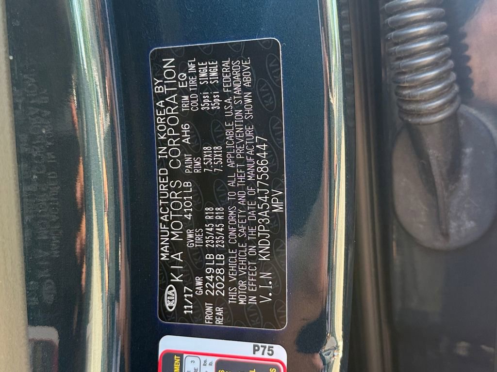 Used 2018 Kia Soul + FWD image 29