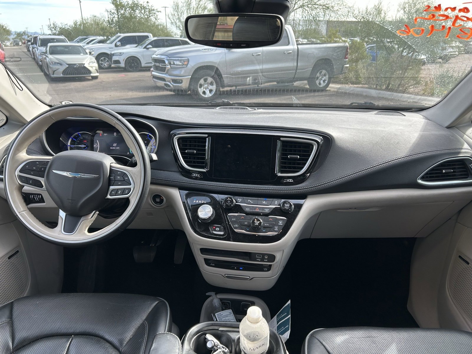 Used 2020 Chrysler Pacifica Limited w/ Advanced Safetytec Group image 15