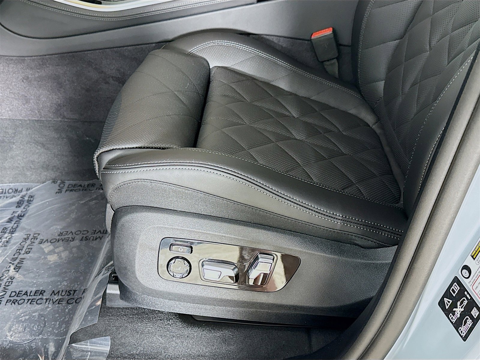 New 2026 BMW X5 M60i image 20