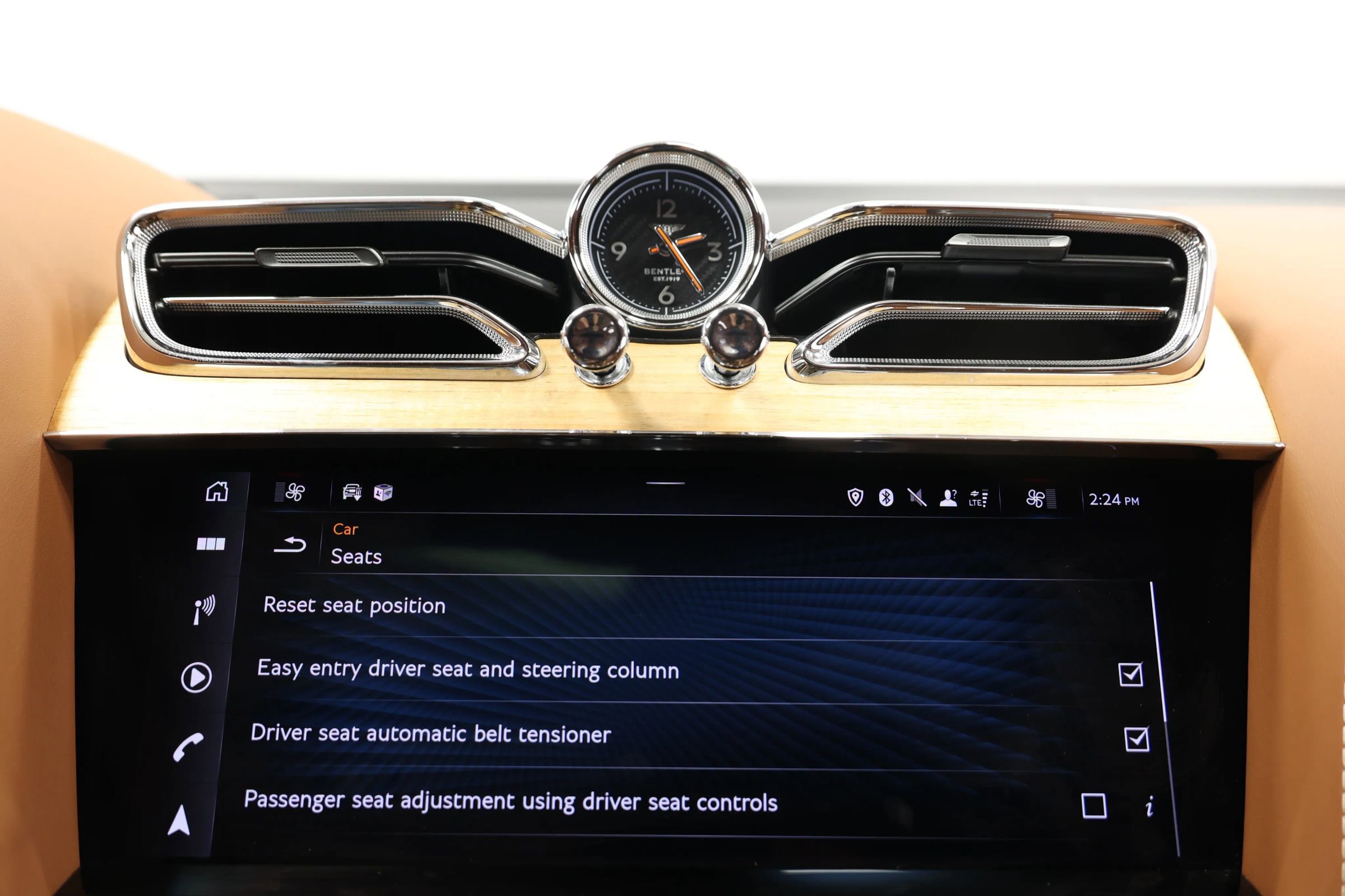 Used 2023 Bentley Bentayga Speed image 47