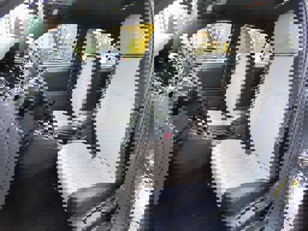 Used 2016 Volkswagen Jetta Sport w/ Lighting Package image 12