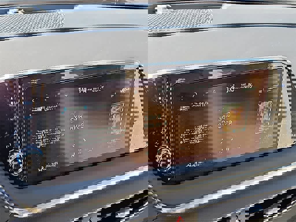 Used 2022 Hyundai Sonata Limited w/ Winter Weather Package image 18