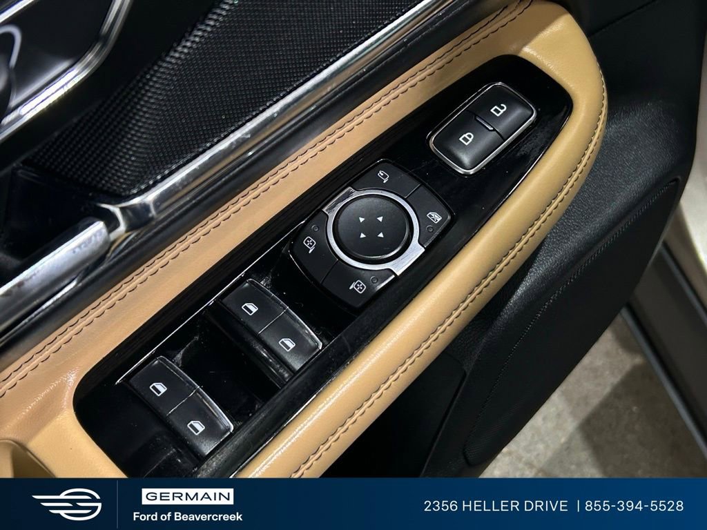 Used 2020 Lincoln Corsair Reserve image 17