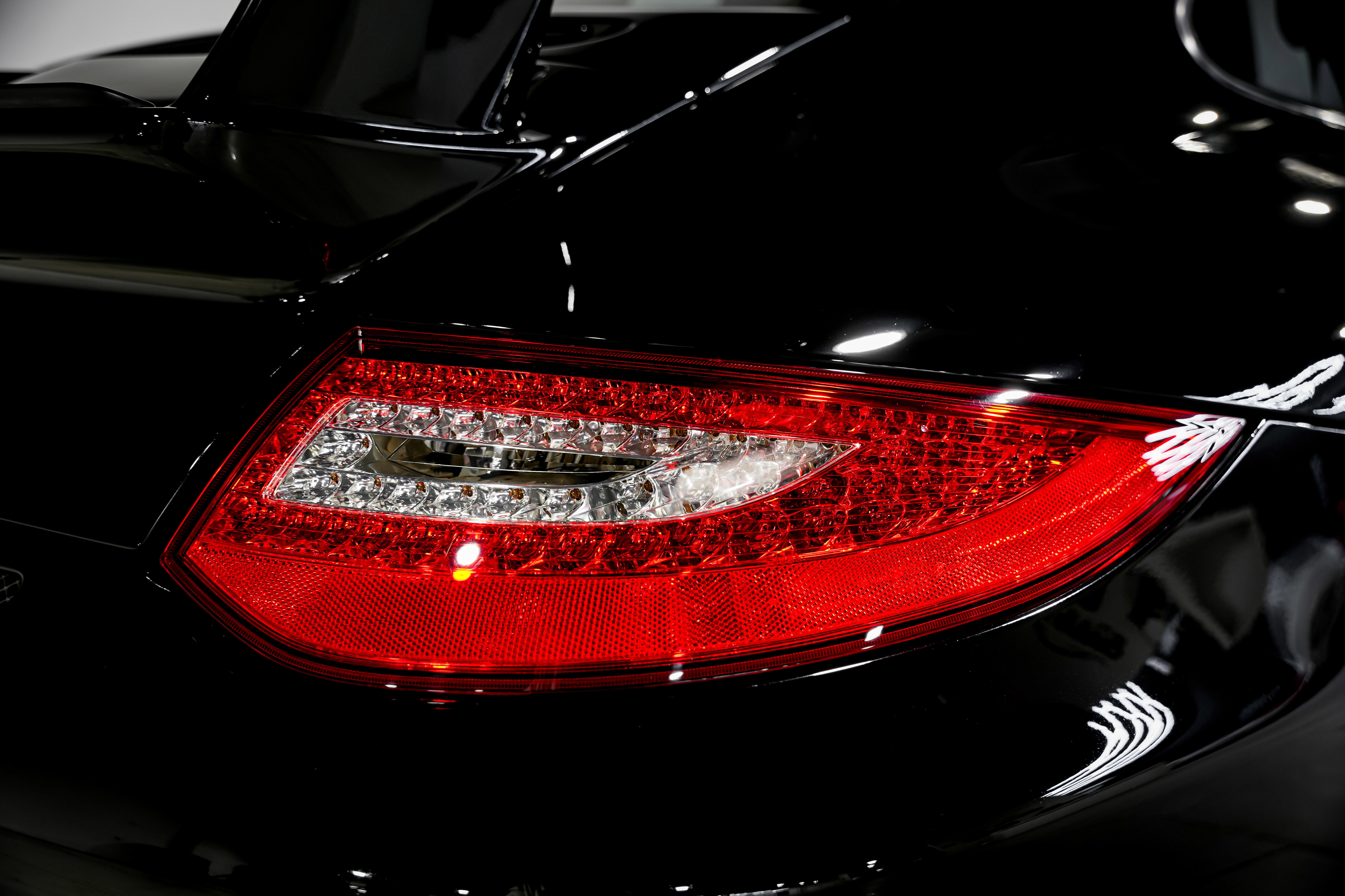 Used 2010 Porsche 911 GT3 image 38