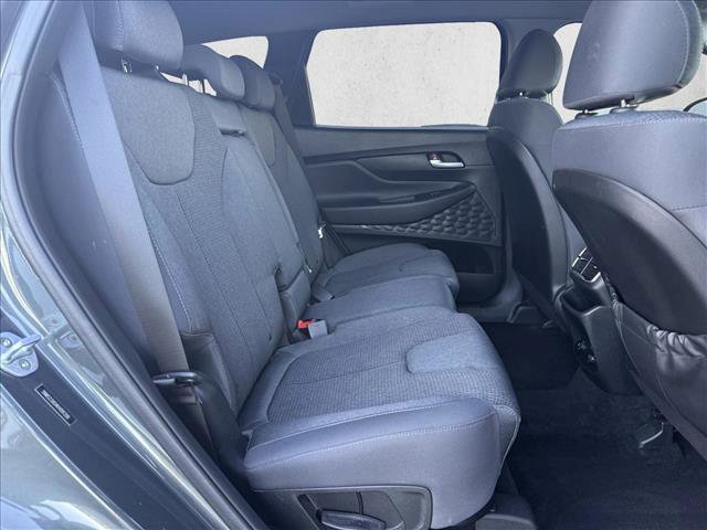 Used 2019 Hyundai Santa Fe SE image 15