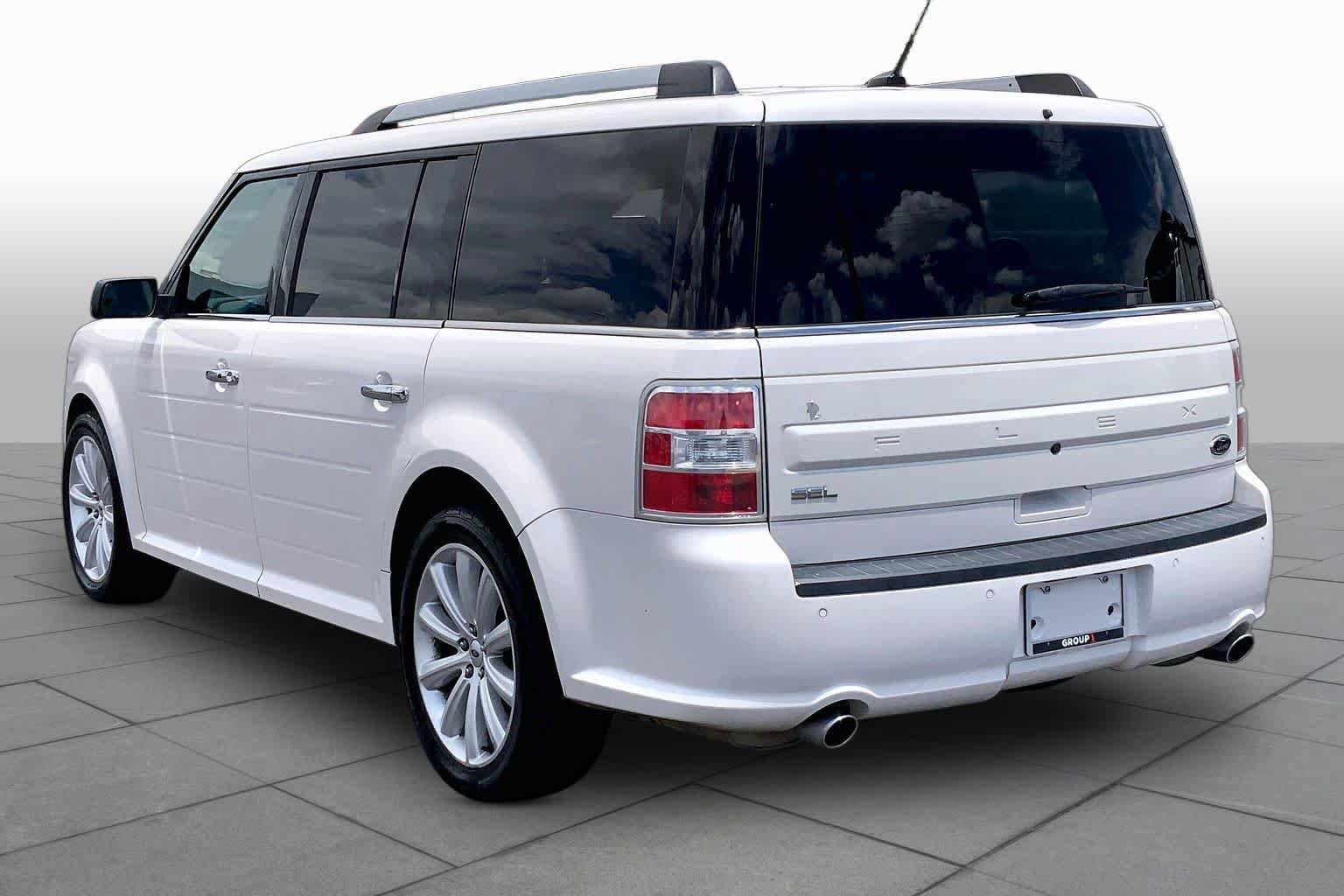 Used 2018 Ford Flex SEL w/ Equipment Group 202A FWD image 12