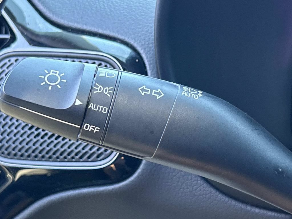 Used 2024 Kia Soul EX FWD image 31