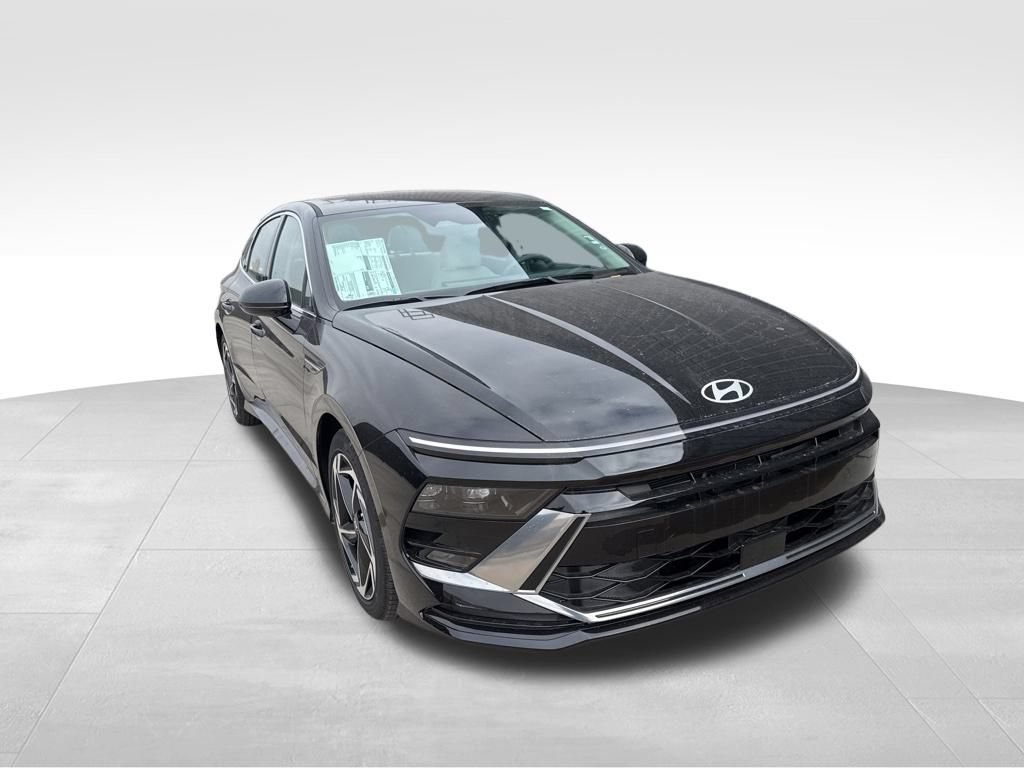 New 2026 Hyundai Sonata SEL AWD/4WD image 2
