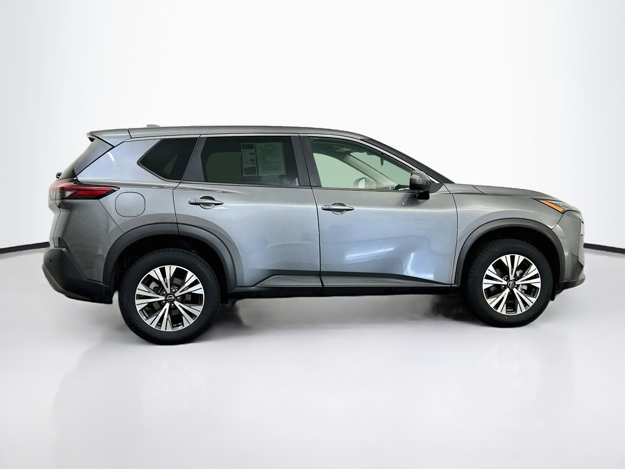 Used 2023 Nissan Rogue SV AWD/4WD image 10
