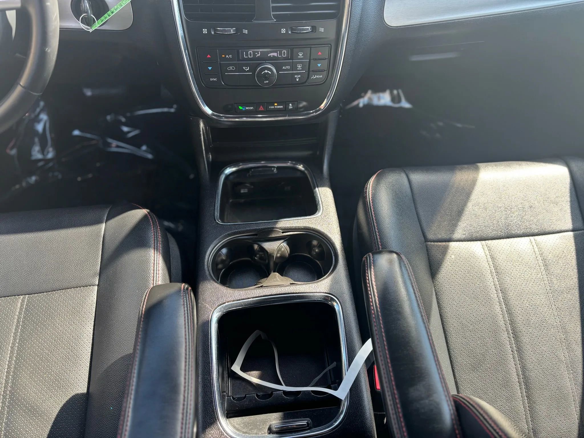 Used 2016 Dodge Grand Caravan R/T image 13