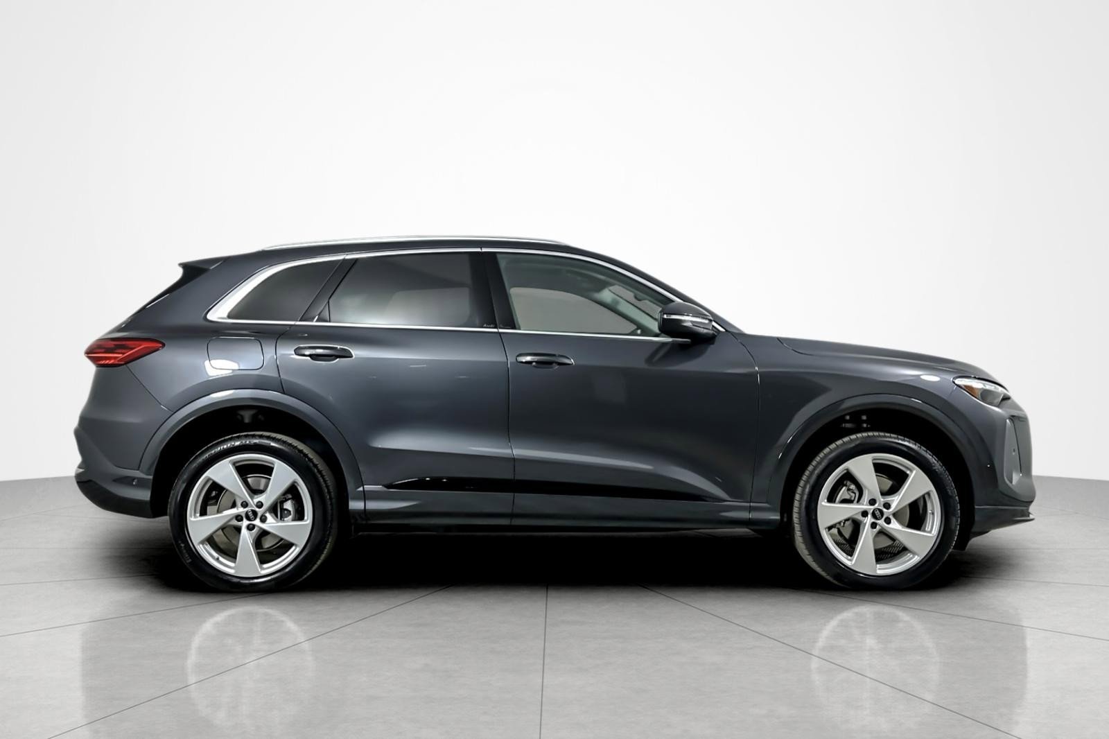 New 2025 Audi Q5 Premium Plus AWD/4WD image 7