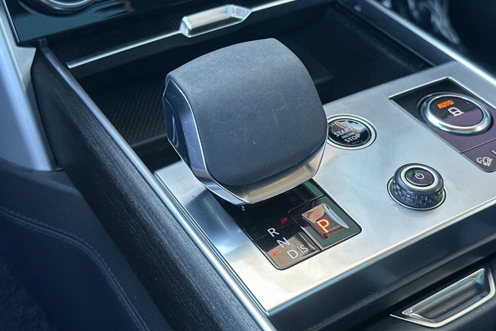 Certified 2023 Land Rover Range Rover First Edition image 24