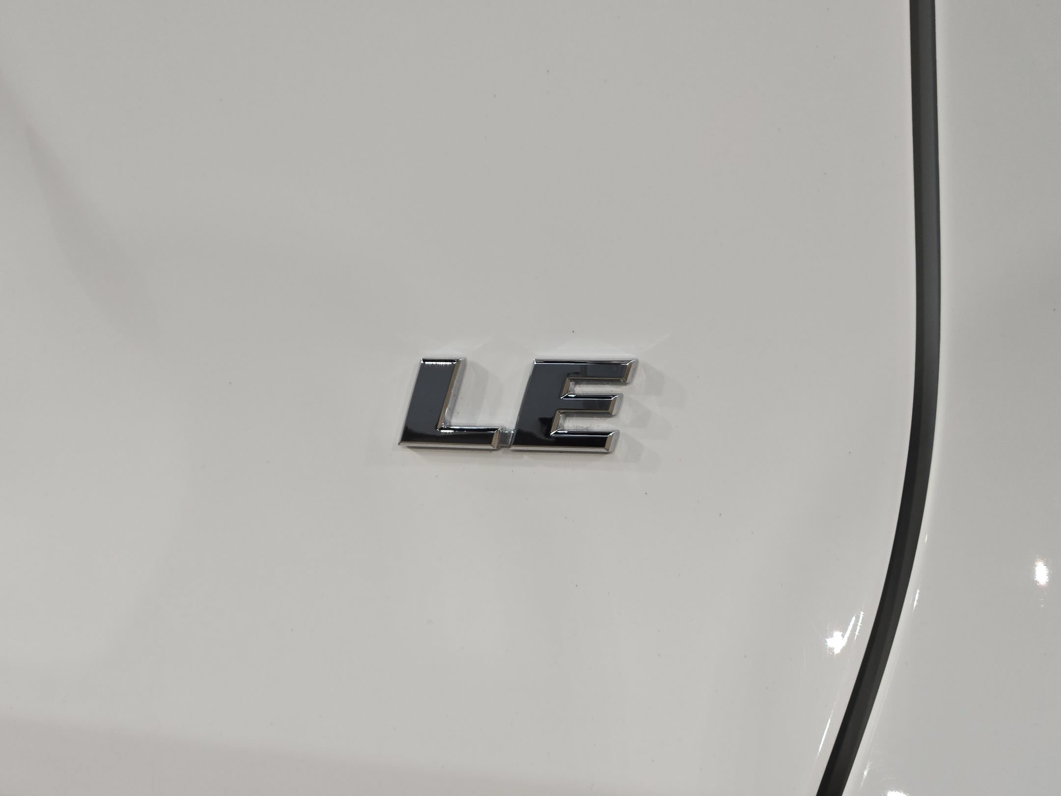 Used 2022 Toyota RAV4 LE FWD image 37