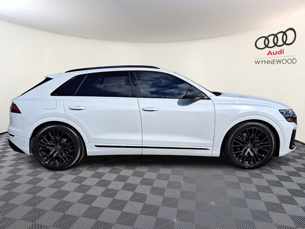 Used 2025 Audi SQ8 Premium Plus AWD/4WD image 7