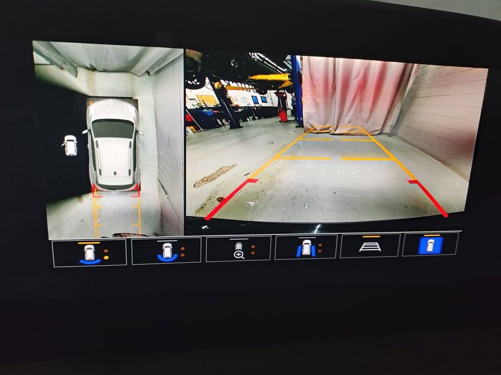 Certified 2024 Buick Encore GX Sport Touring w/ Advanced Technology Package image 30