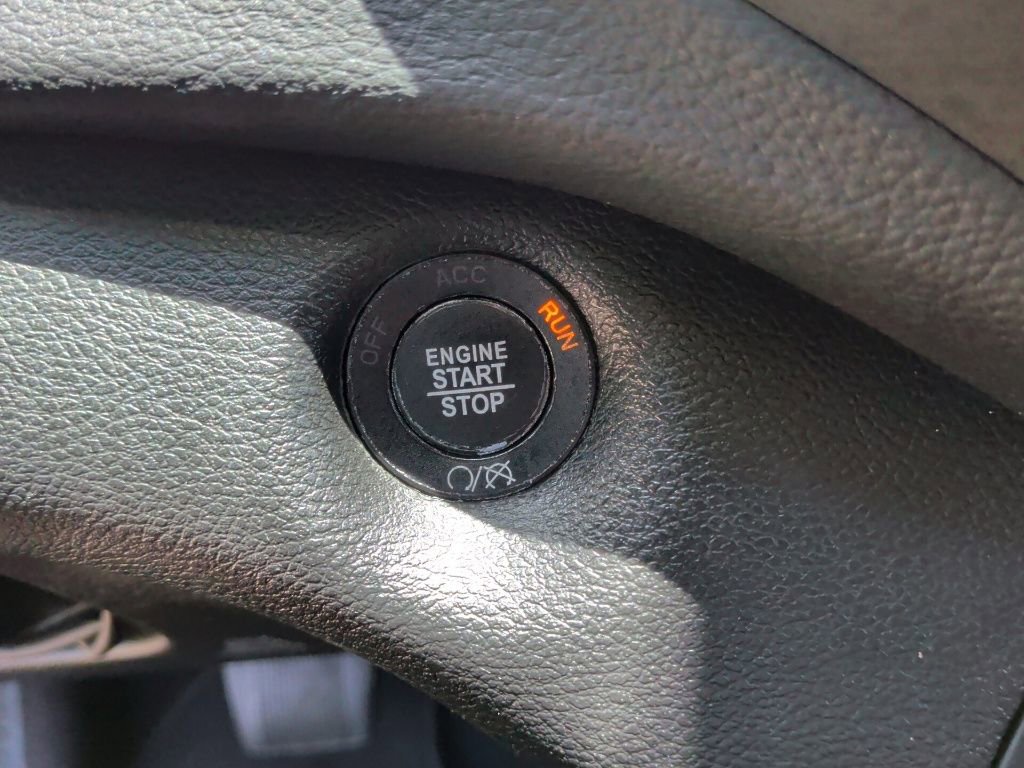 Used 2023 Jeep Cherokee Altitude Lux AWD/4WD image 24
