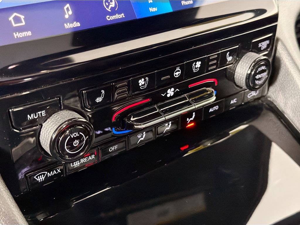 Used 2023 Jeep Grand Cherokee L Summit w/ Rear Seat Video Group I image 16