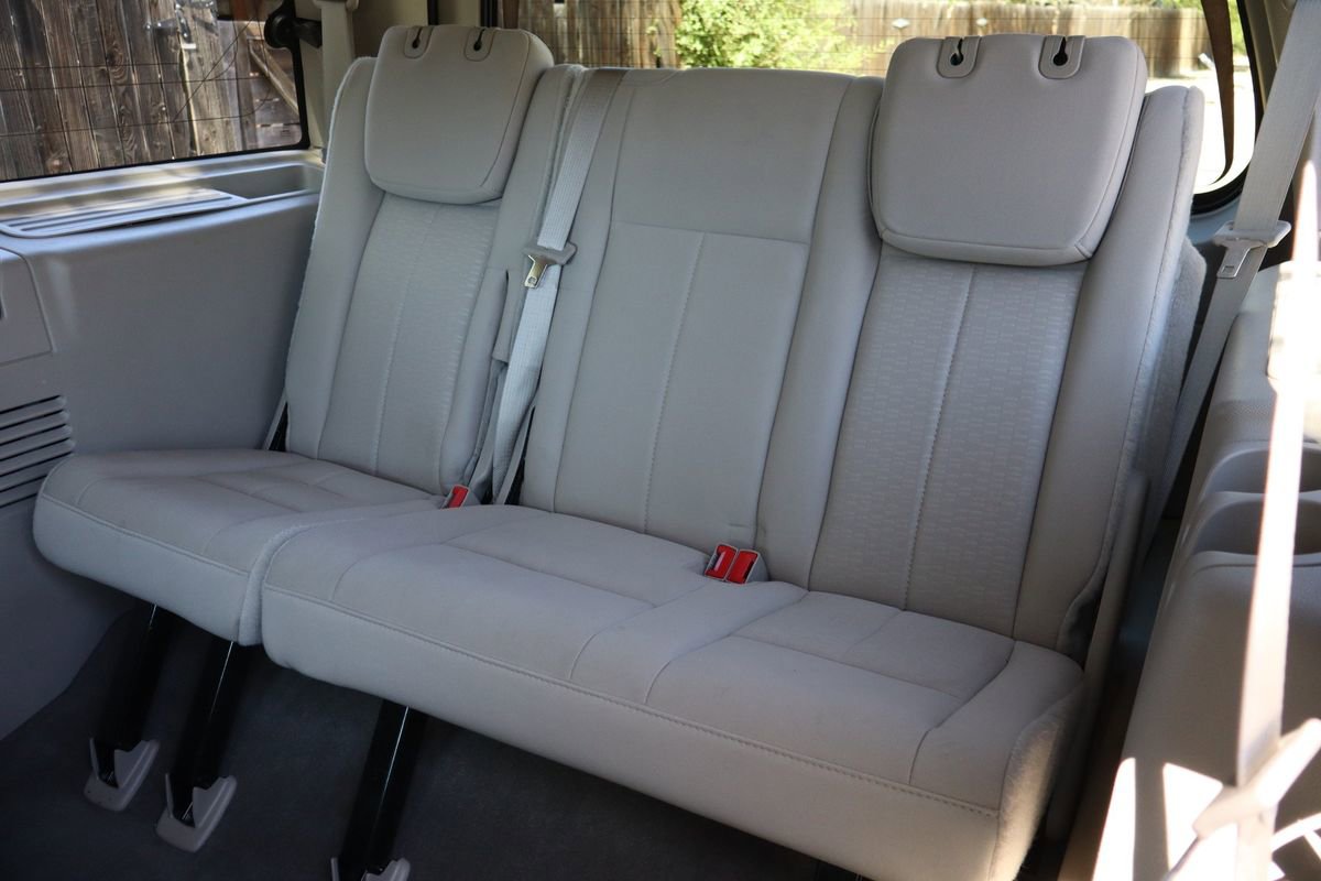 Used 2014 Ford Expedition XLT AWD/4WD image 21