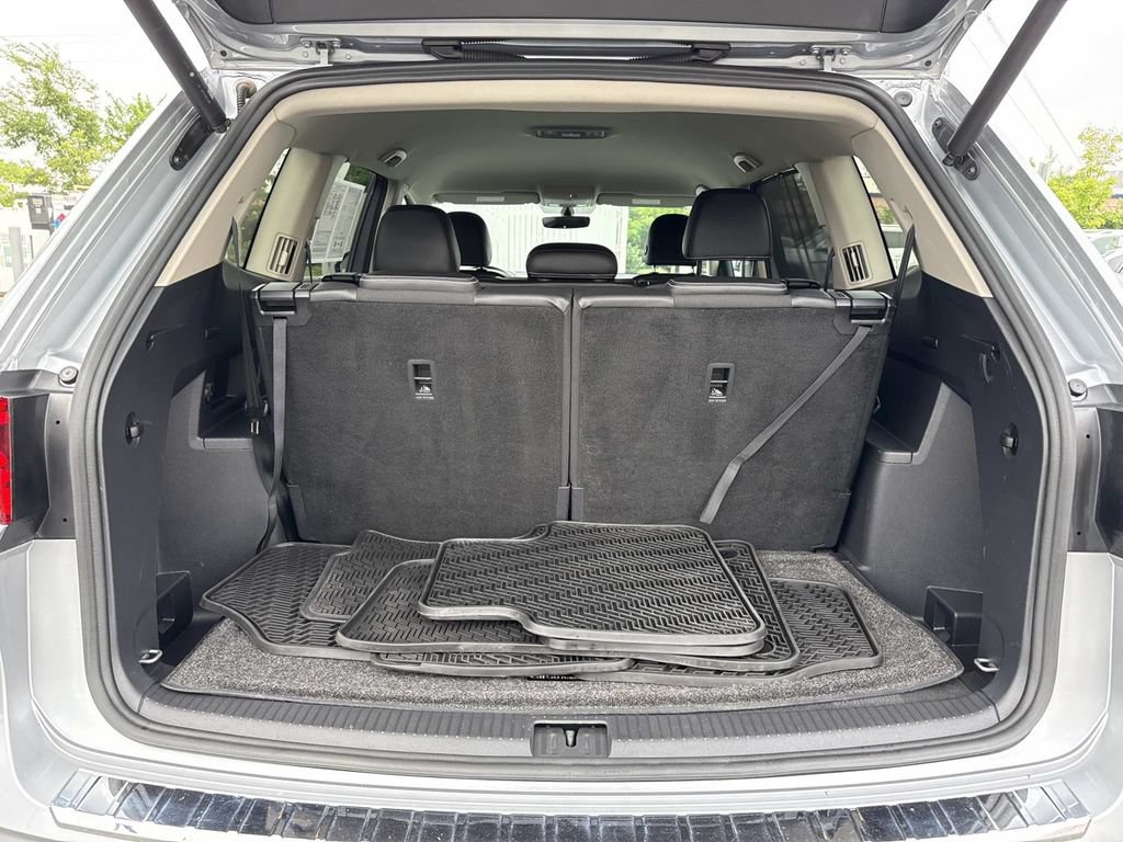 Used 2023 Volkswagen Atlas SE AWD/4WD image 12
