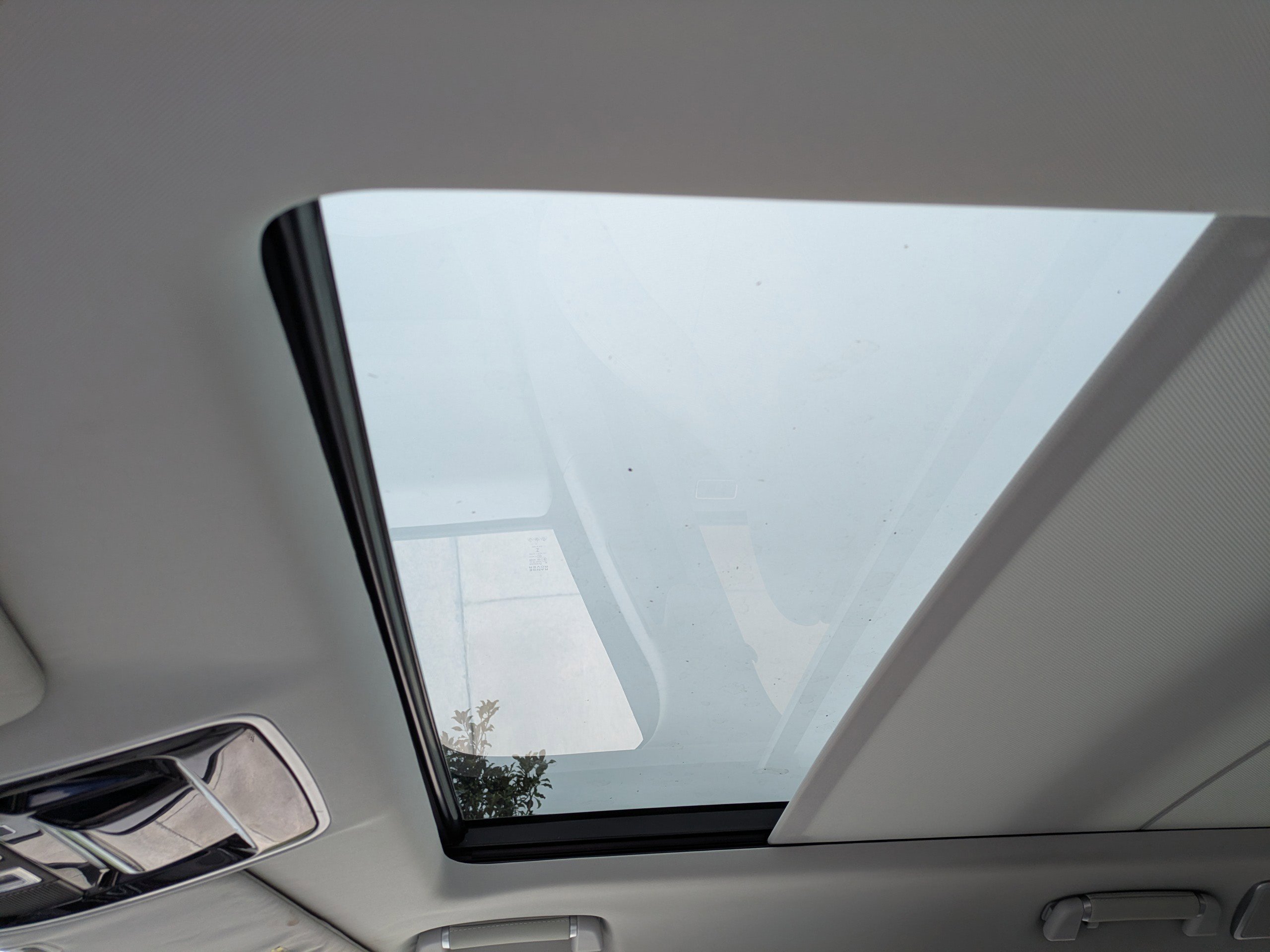 Used 2015 Land Rover Range Rover HSE image 22