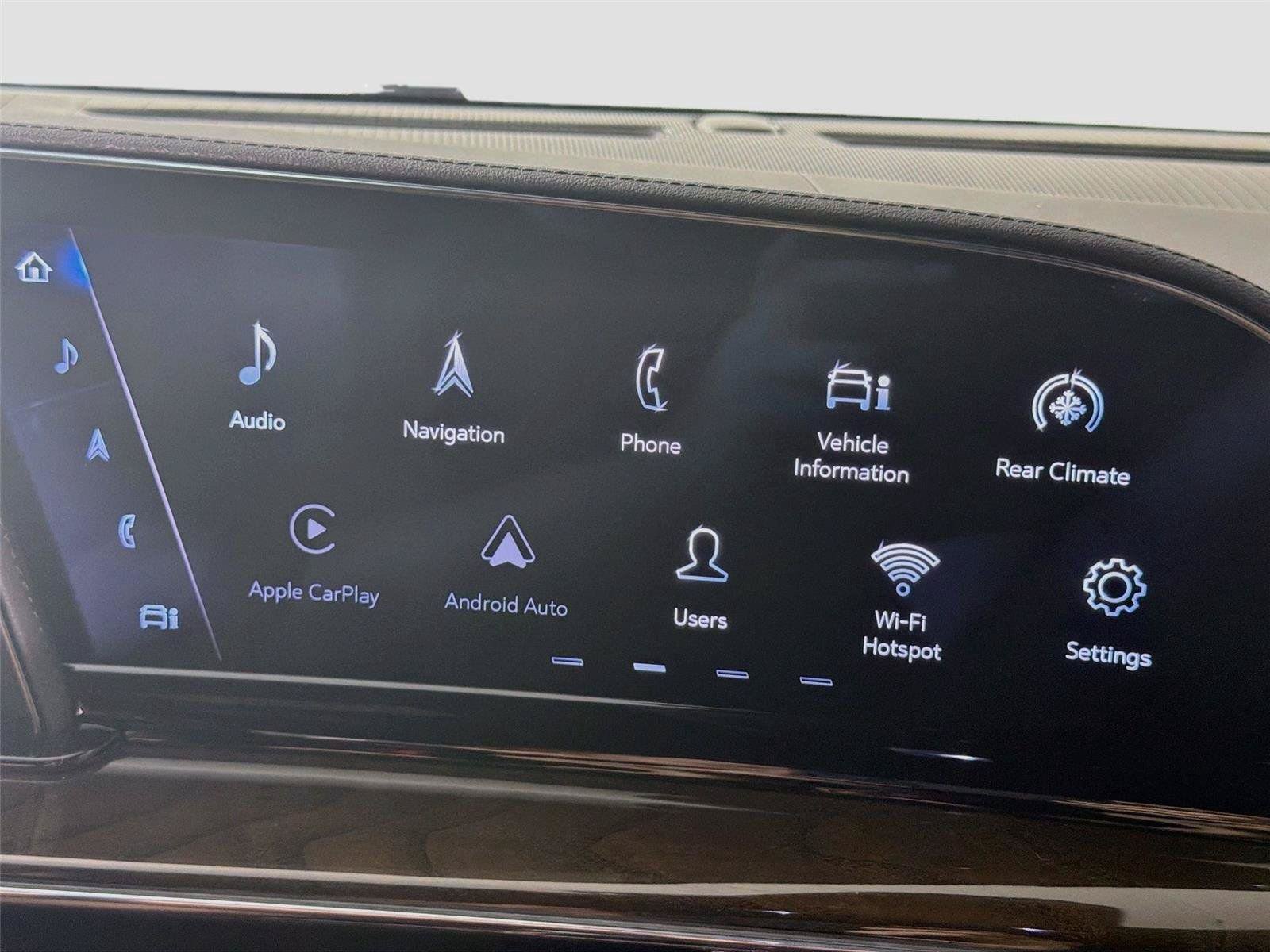 Certified 2024 Cadillac Escalade ESV Sport Platinum w/ LPO, ONYX Package AWD/4WD image 15