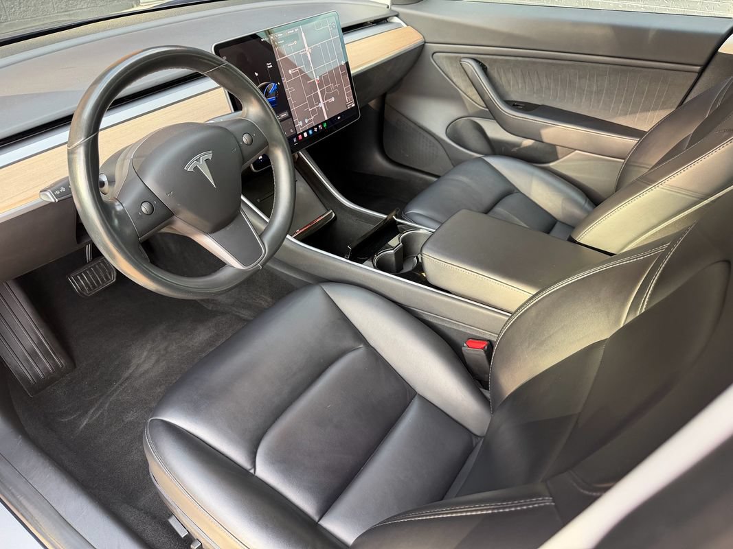 Used 2018 Tesla Model 3 Long Range AWD/4WD image 18