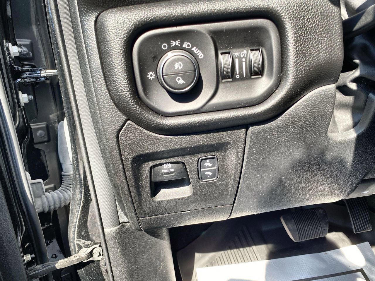 Used 2022 RAM 1500 Laramie image 34