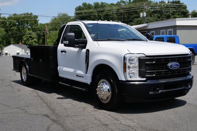 Used 2024 Ford F350 XL RWD image 4