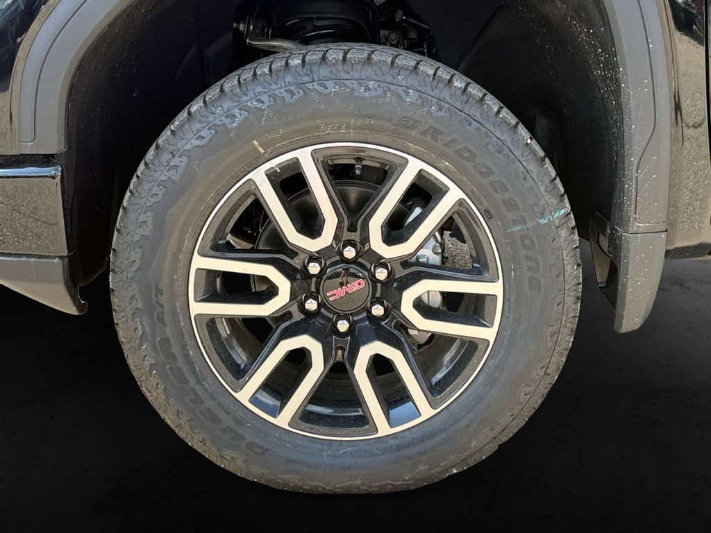 New 2026 GMC Sierra 1500 AT4 w/ AT4 Premium Package AWD/4WD image 9
