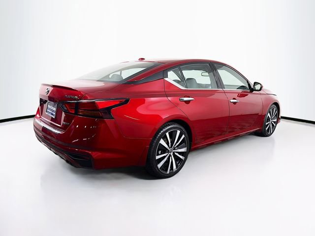 Certified 2020 Nissan Altima 2.0 Platinum image 8
