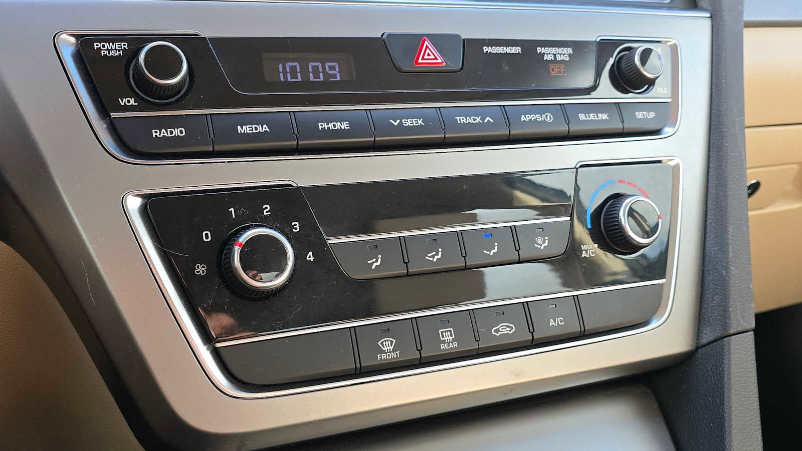 Used 2017 Hyundai Sonata SE image 35