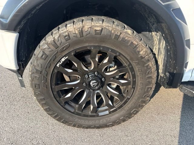 Used 2019 Ford F150 XLT w/ Equipment Group 302A Luxury AWD/4WD image 10