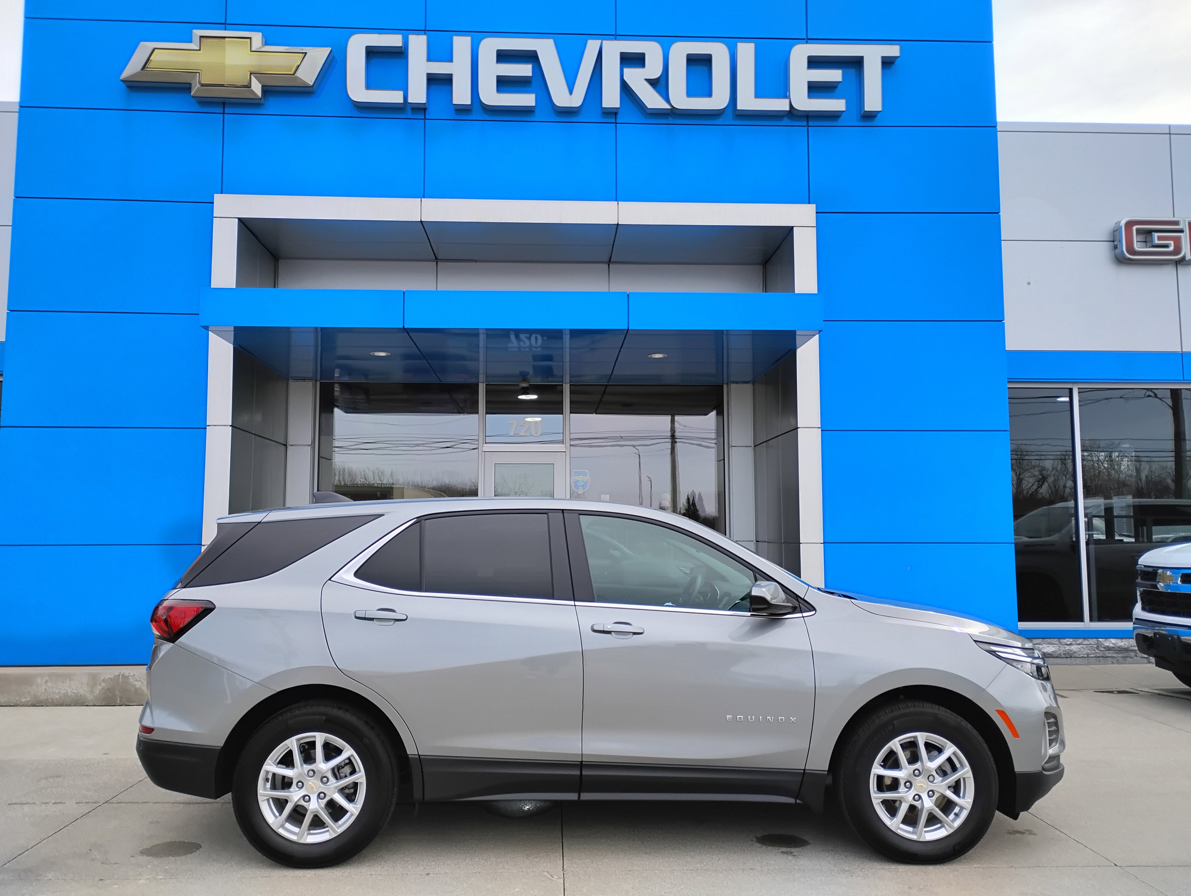 Used 2024 Chevrolet Equinox LT FWD image 35
