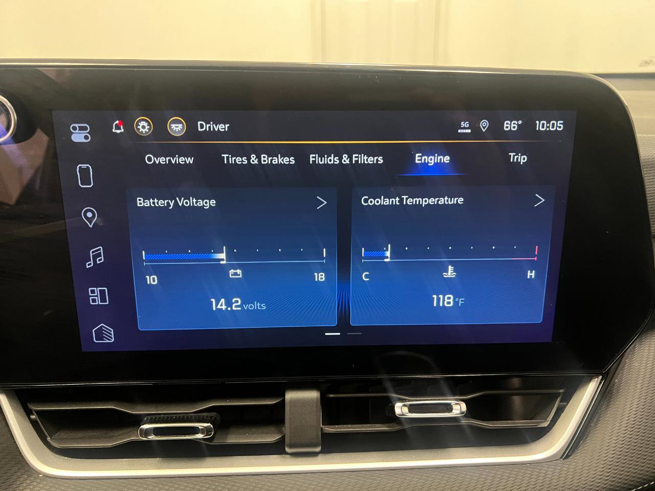 Used 2025 Chevrolet Equinox LT image 46