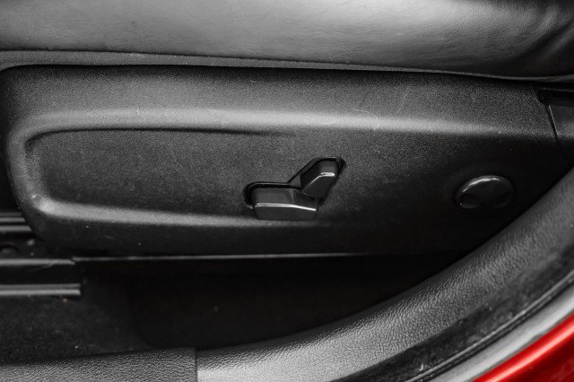 Used 2022 Chrysler 300 S image 28