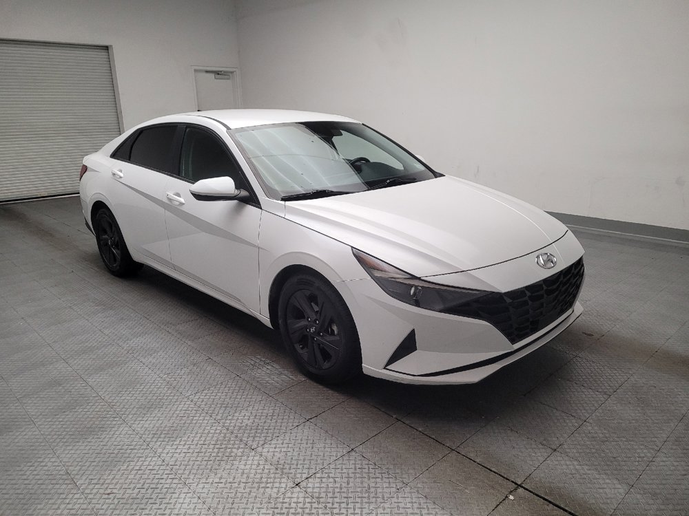 Used 2021 Hyundai Elantra SEL w/ Convenience Package FWD image 13