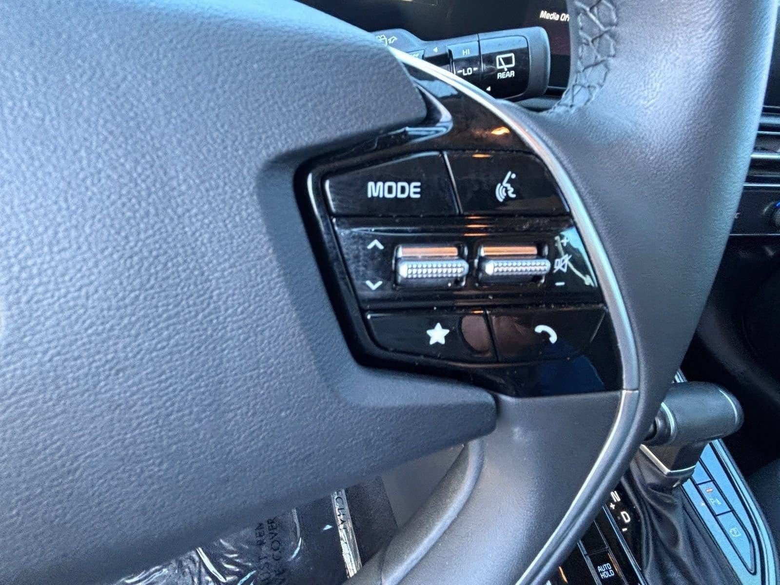 Used 2024 Kia Niro EX FWD image 23