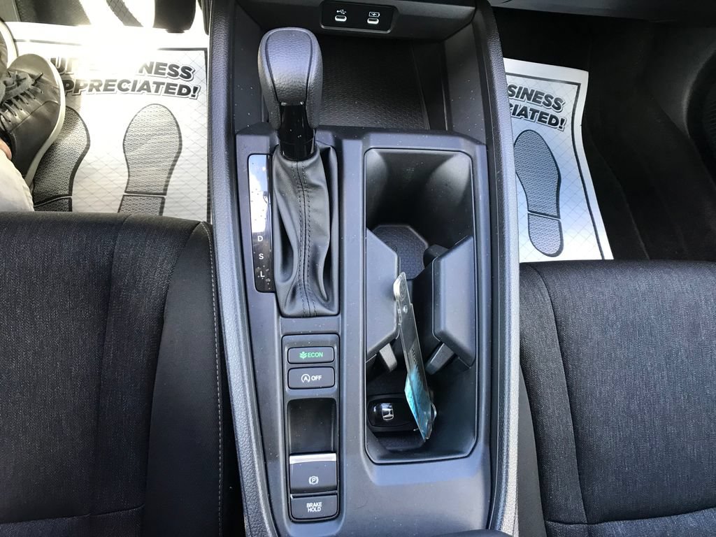 Certified 2025 Honda Accord SE image 19