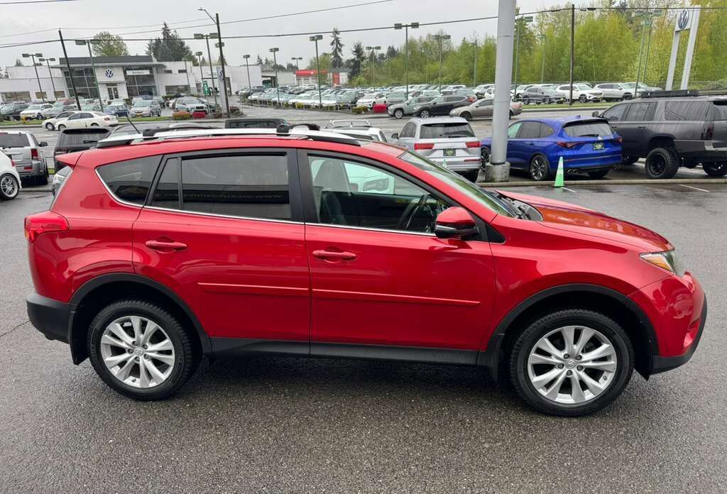 Used 2013 Toyota RAV4 Limited AWD/4WD image 10