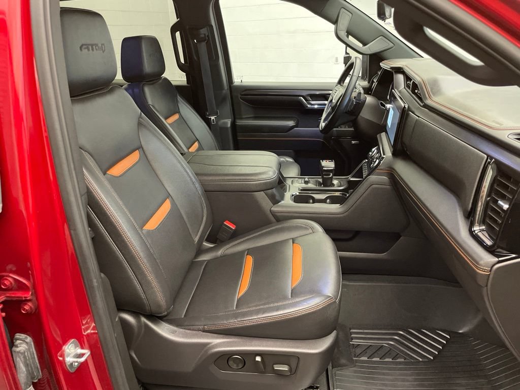 Used 2024 GMC Sierra 1500 AT4 w/ Technology Package AWD/4WD image 24