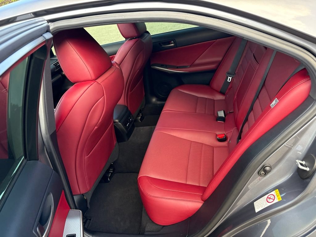 Used 2018 Lexus IS 300 F Sport w/ F Sport Package RWD image 19
