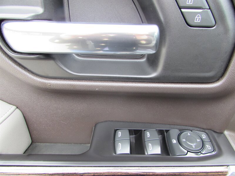 Used 2019 GMC Sierra 1500 SLE w/ SLE Value Package AWD/4WD image 15