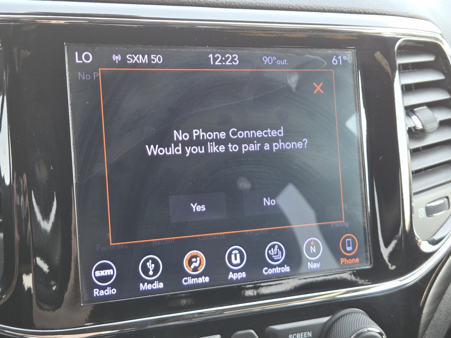 Used 2019 Jeep Grand Cherokee Altitude AWD/4WD image 30